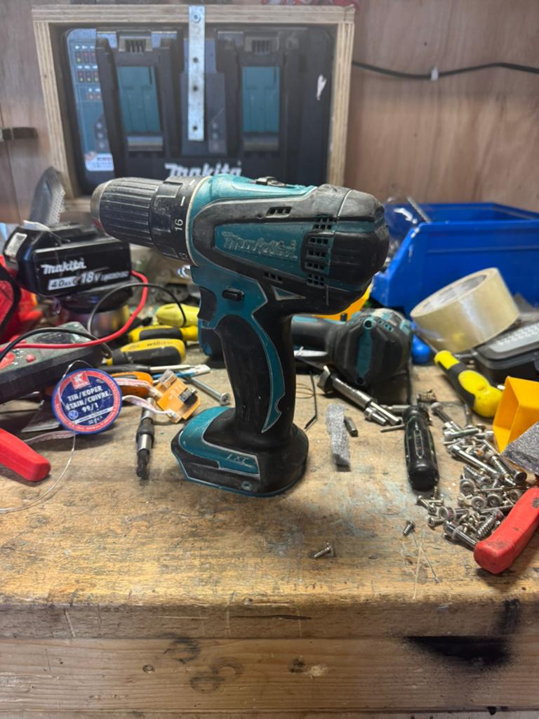 Makita accutol/schroeftol defect, Ophalen of Verzenden, Zo goed als nieuw, Boor- en Schroefmachine