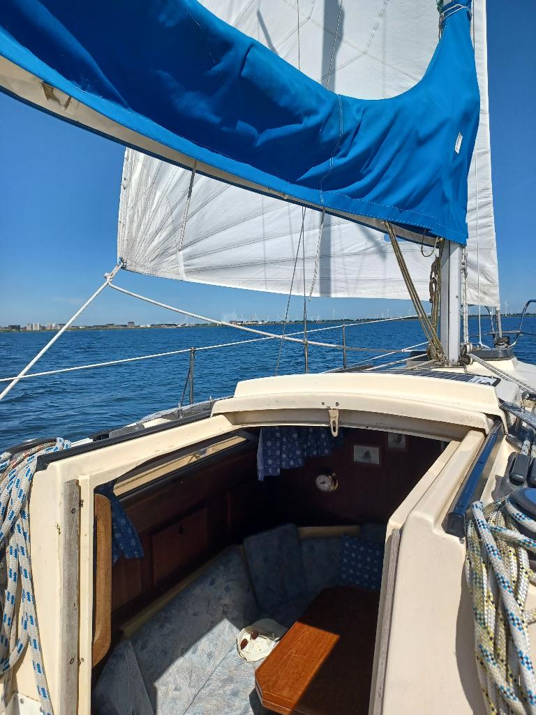 Compromis 777 te koop, Watersport en Boten, Kajuitzeilboten en Zeiljachten, Gebruikt, Tour-wedstrijdjacht, Compromis, Elektrische start