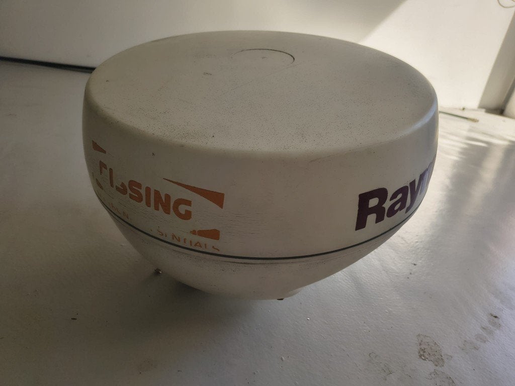 Raymarine M92650-S Radome 2 kW 18" Analoge Radar, Verzenden, Gebruikt, Radar