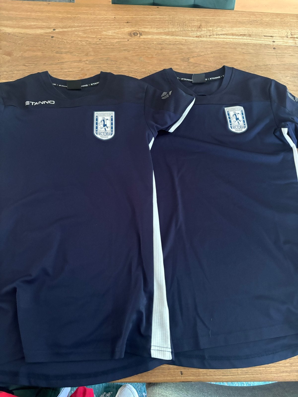 2x Stanno Victoria voetbalshirts korte mouw, maat S, Maat S, Ophalen of Verzenden, Zo goed als nieuw, Shirt