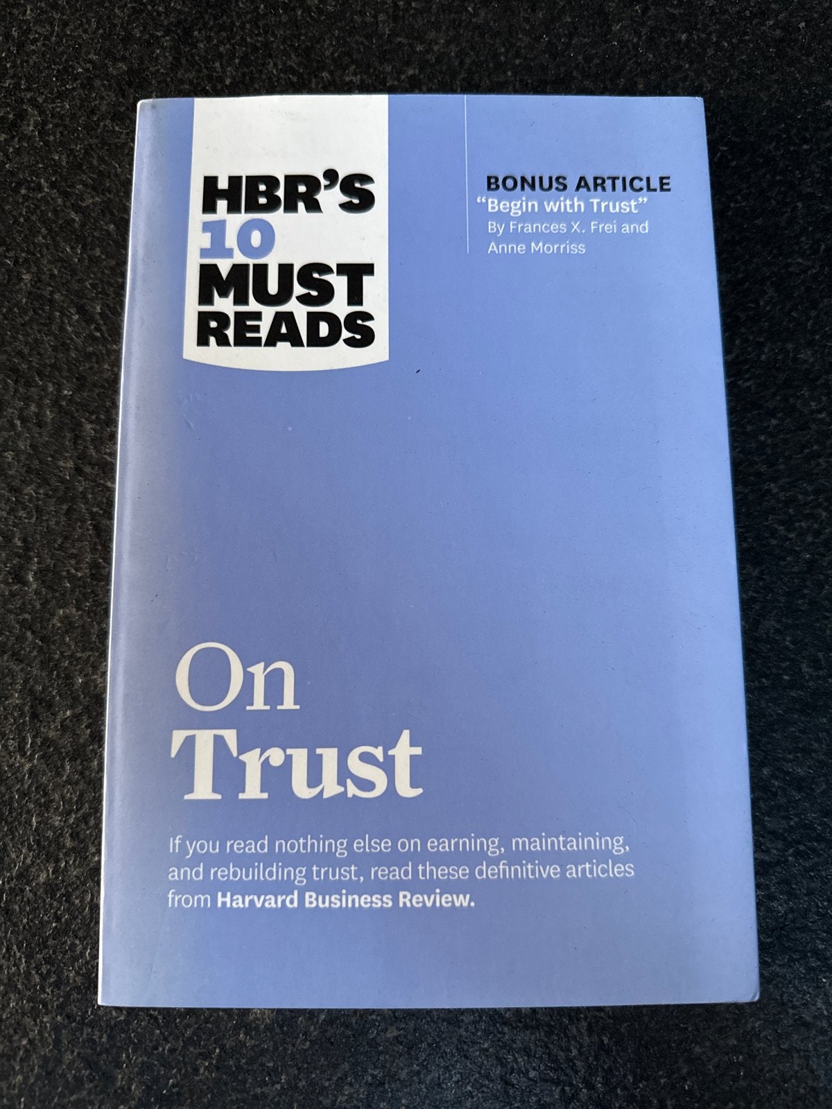 HBR's 10 Must Reads On Trust - Harvard Business Review, Boeken, Ophalen of Verzenden, Zo goed als nieuw, Management