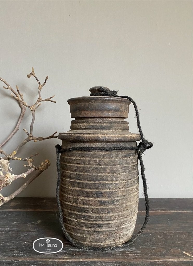 Oude houten kruik met deksel pot hout stoer sober landelijk, Verzenden, Handgemaakt, Overige vormen, Hout