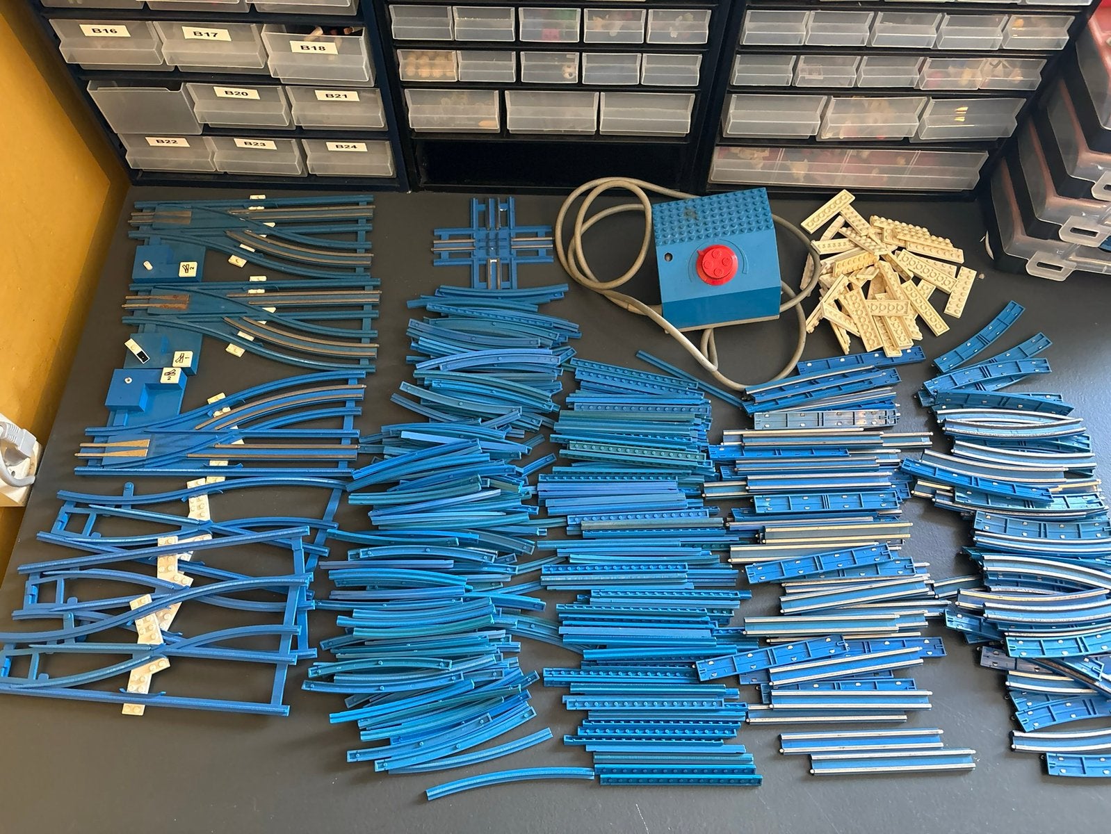 Lego blauwe trein rails partij (2), Kinderen en Baby's, Speelgoed | Duplo en Lego, Verzenden, Lego, Lego, Lego