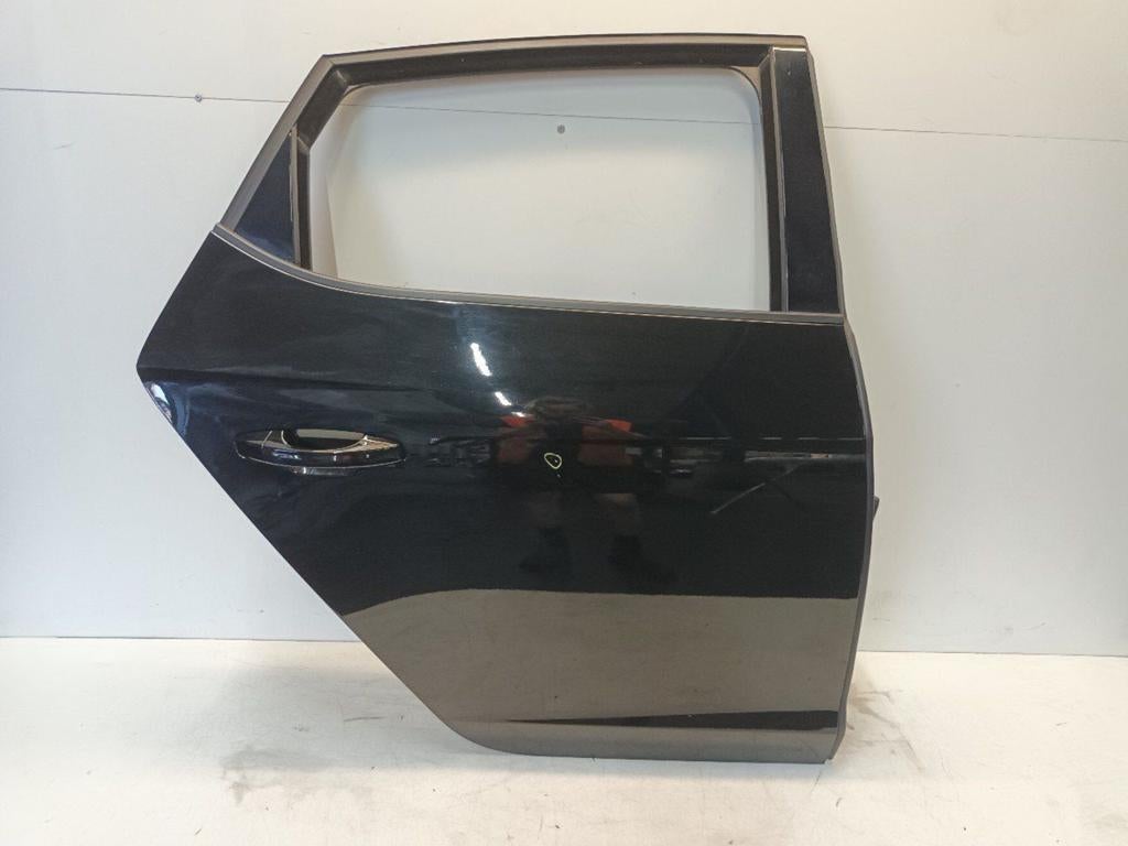 Portier rechts achter Seat Leon, Onderdelen@venauto.nl, Van der Ven Autorecycling B.V., Gebruikt, Ettenseweg 76, 4706 PB Roosendaal, The Netherlands