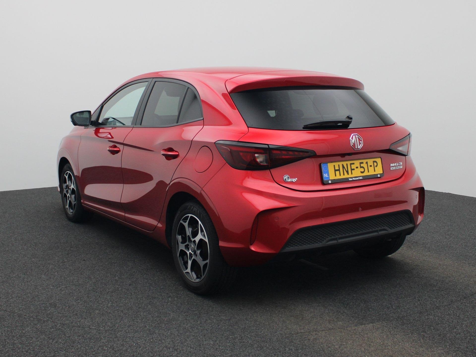 MG 3 1.5 Hybrid+ Aut. Luxury | Navi | Led Koplampen | Stoel, 194 pk, 4 cilinders, 1283 kg, 23 km/l