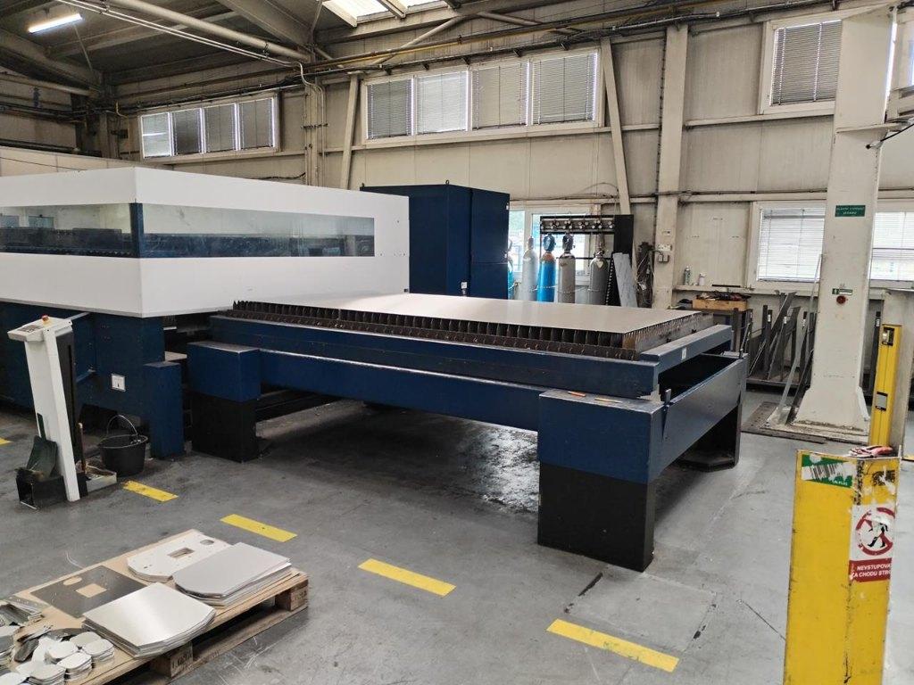 CO2 laser Trumpf TruLaser 3030, Ophalen, Gebruikt, Metaal, Machine