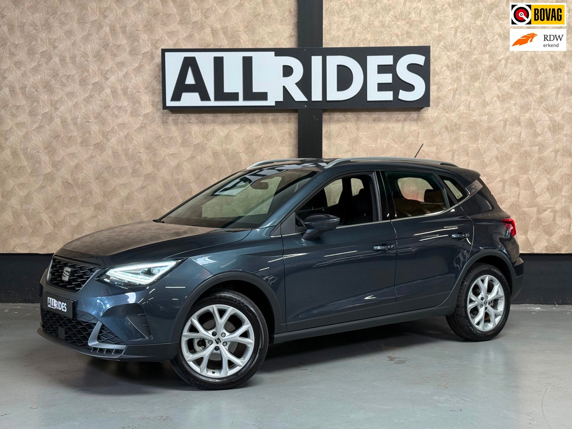 Seat ARONA 1.0 EcoTSI FR Business Connect | Led | Sfeerverli, Auto's, Stof, Gebruikt, Automatische klimaatregeling, 610 kg