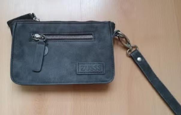 ZUSSS - klein grijs tasje, Ophalen of Verzenden, Zo goed als nieuw, Grijs, Avondtasje
