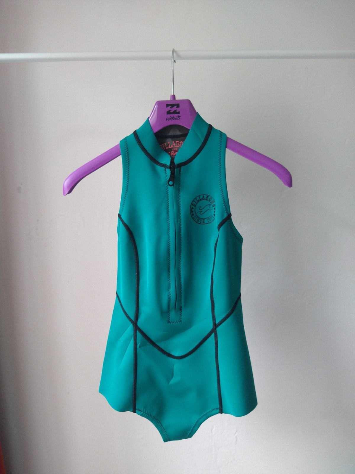 Billabong wetsuit top - maat 8 (Europe) / 4 (USA), Ophalen, Nieuw, Overige typen