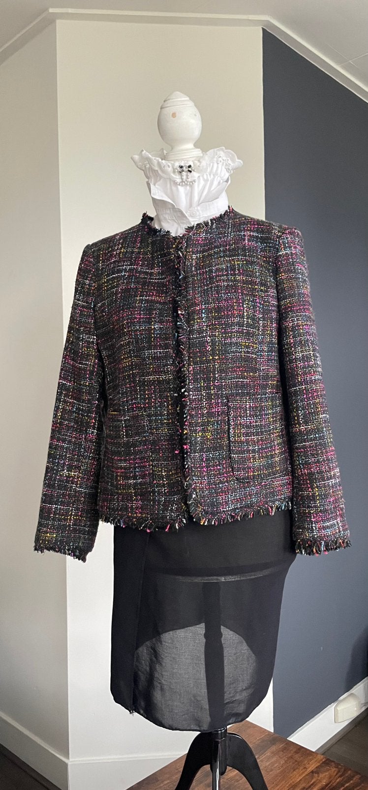 Colbert Coco Ch stijl tweed kleurig 42, Ophalen of Verzenden, Zo goed als nieuw, Maat 42/44 (L)