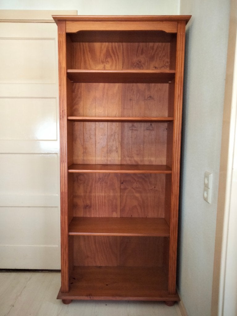 Grenen boekenkast, planken verstelbaar, Huis en Inrichting, Kasten | Boekenkasten, Ophalen, Met plank(en), 50 tot 100 cm, Zo goed als nieuw