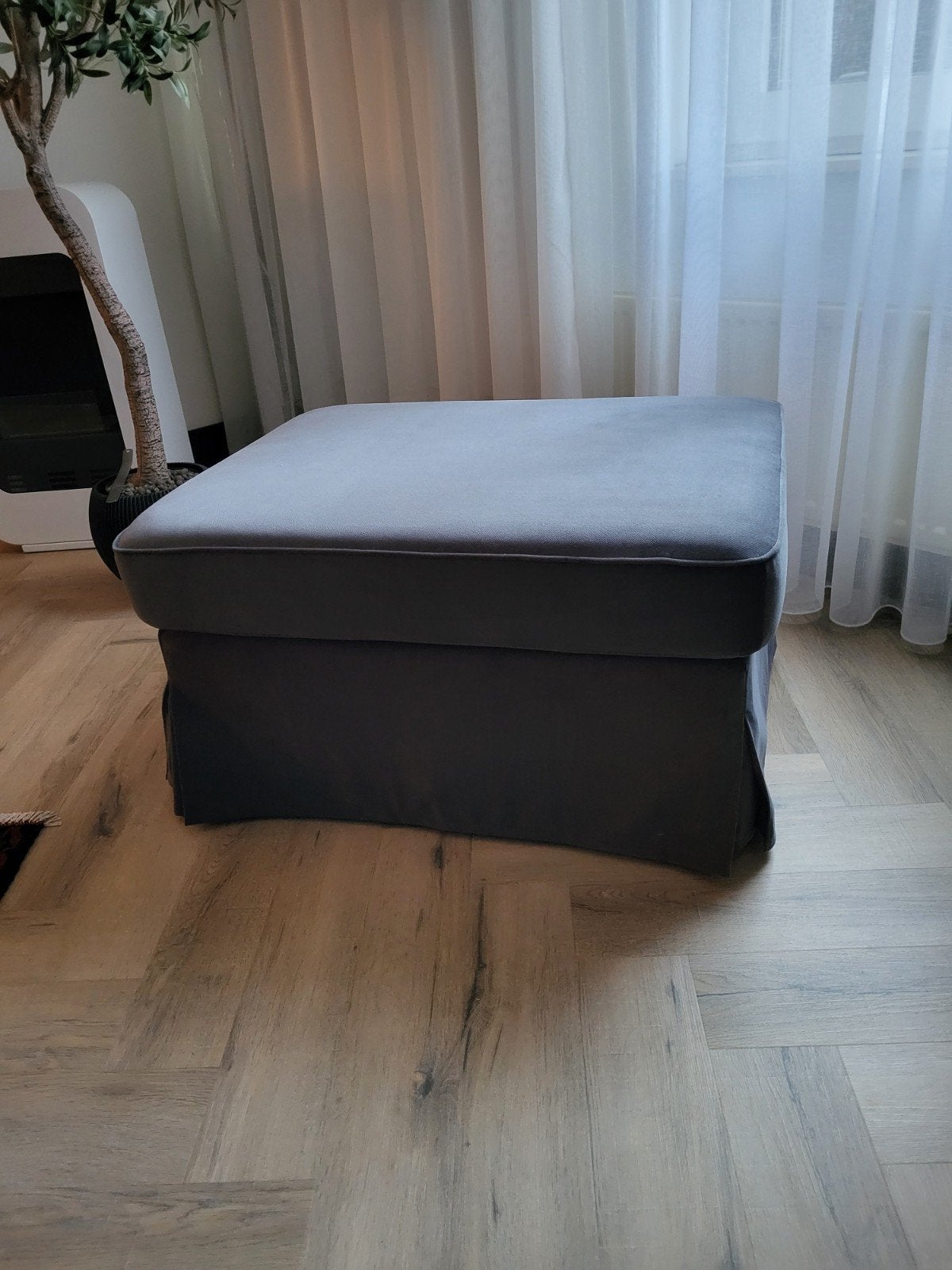 IKEA Ektorp Hocker met Opbergruimte - Zo goed als nieuw, Ophalen, Modern, Praktisch, Comfortabel, Zo goed als nieuw, Stof
