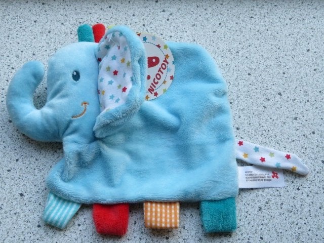 Knuffeldoek olifant merk Nicotoy vrolijk gekleurd velours, Ophalen of Verzenden, Nieuw, Olifant, Wasbaar