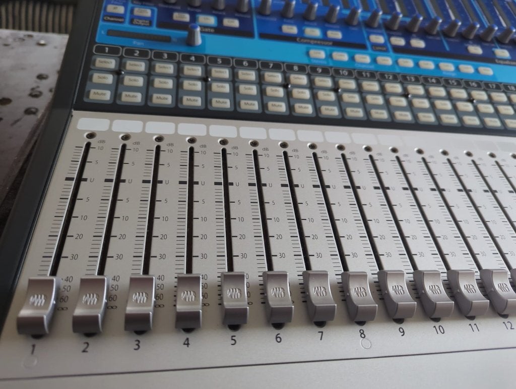 Mengpaneel, Presonus Studiolive 24.4.2, Muziek en Instrumenten, Mengpanelen, Ophalen of Verzenden, Zo goed als nieuw, 20 kanalen of meer