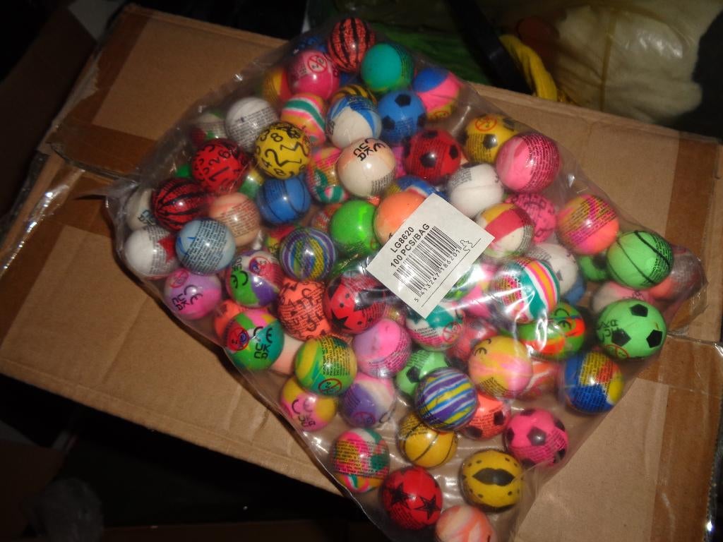 200 stuiterballen, Diversen, Ophalen, Nieuw