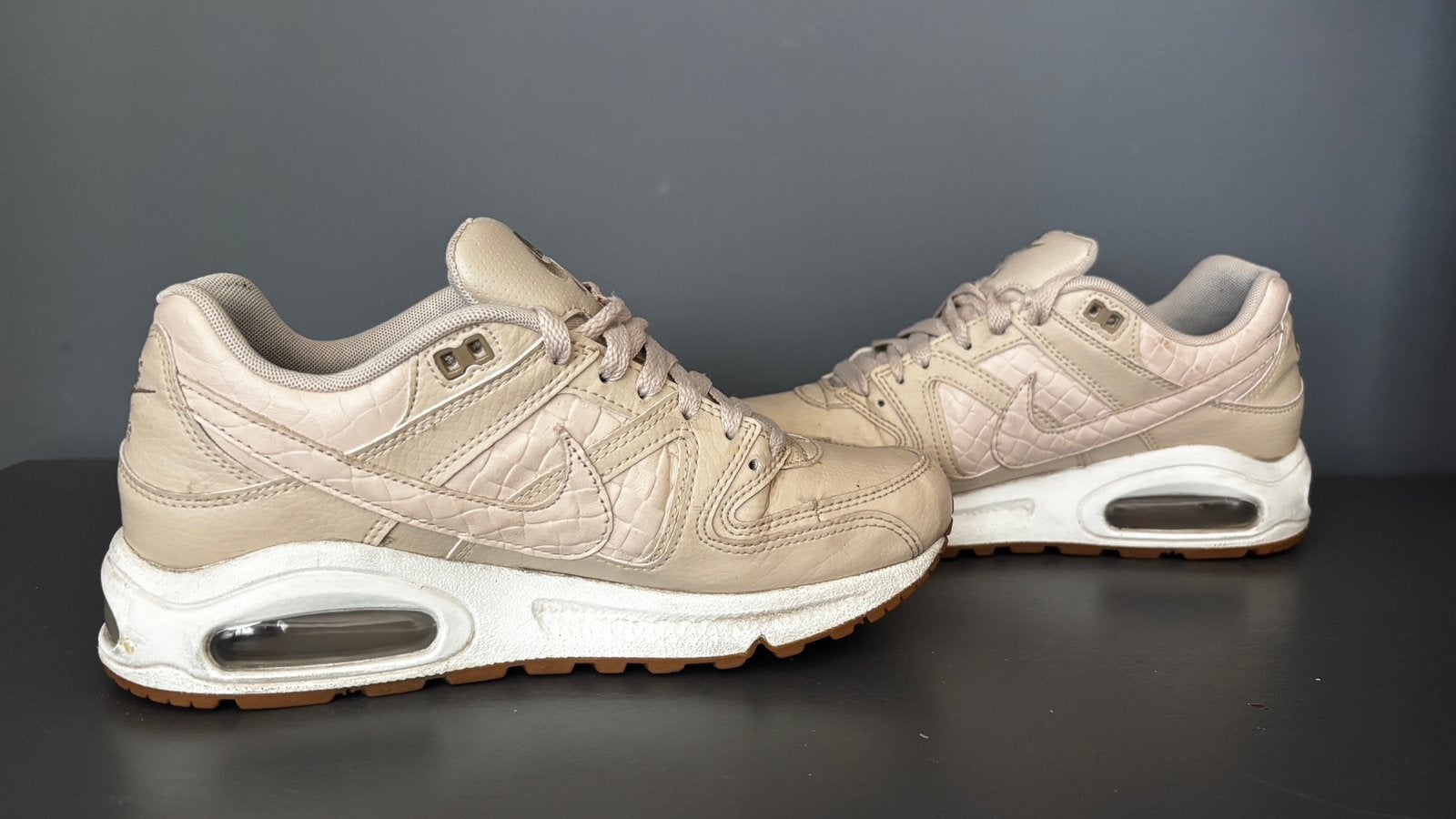 Nike air Max, AirMax sneakers mt. 38,5. Beige, crème, Kleding | Dames, ., Beige, Ophalen of Verzenden, Nike