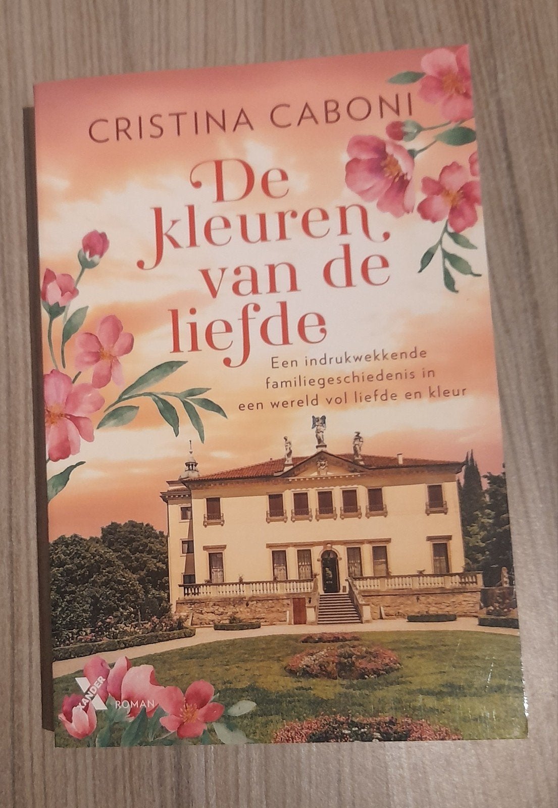 De kleuren van de liefde - Cristina Caboni, Boeken, Ophalen of Verzenden, Gelezen, Cristina Caboni, Nederland