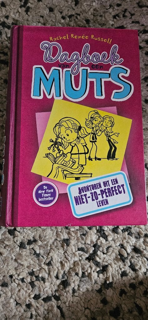 Boek, Dagboek van een Muts., Boeken, Romans, Ophalen of Verzenden, Zo goed als nieuw, Rachel Renée Russel, Nederland