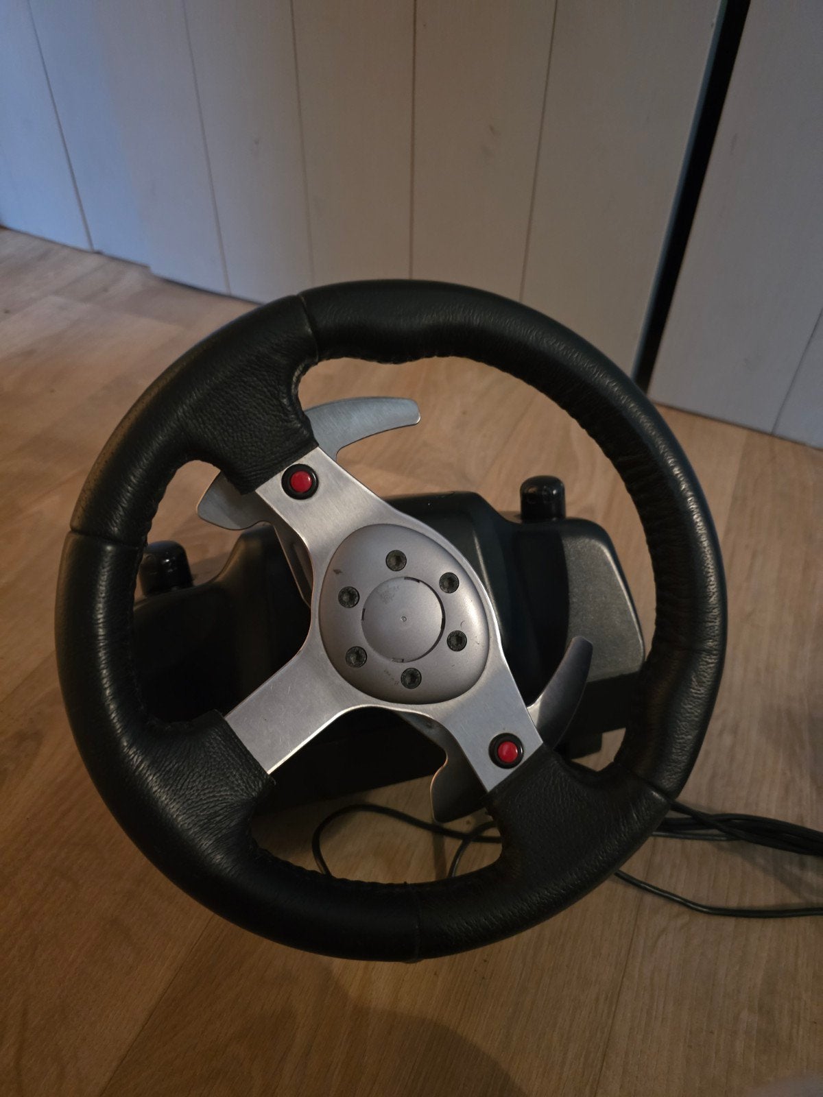 Logitech g25 racestuur voor pc, Ophalen of Verzenden, Gebruikt