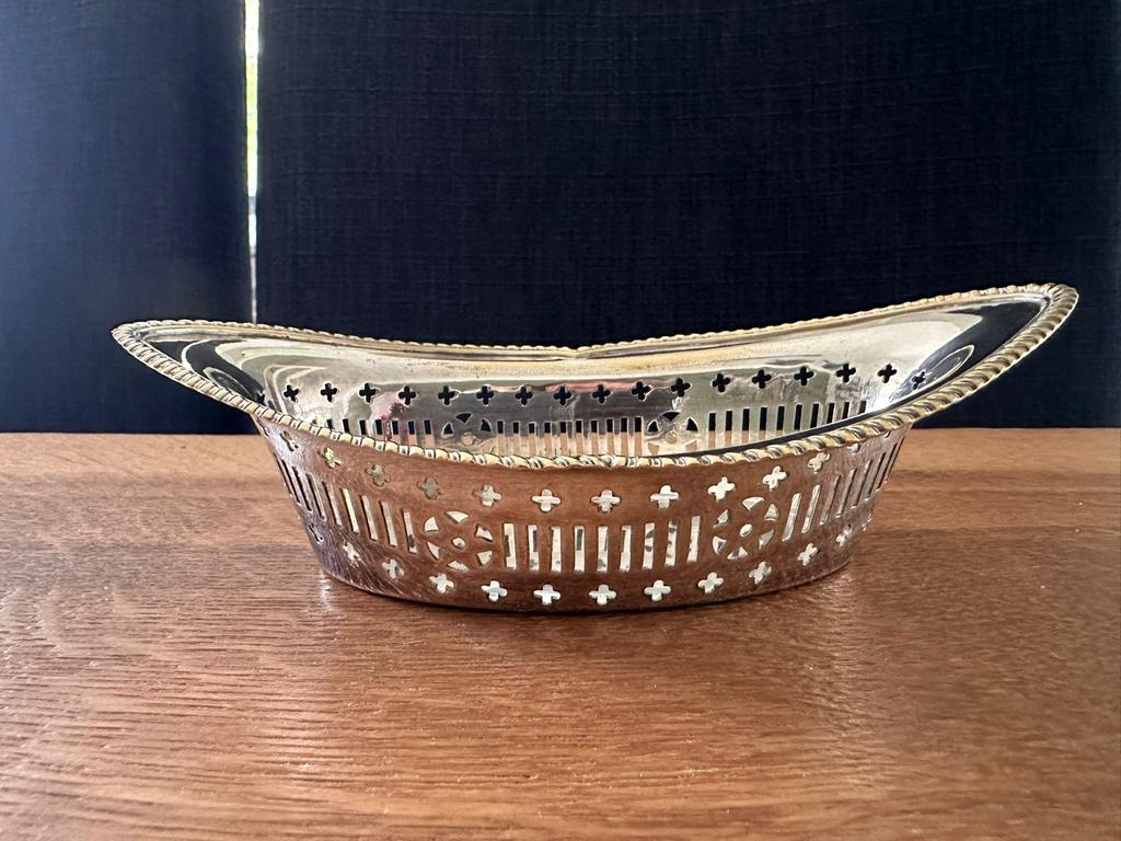 Verzilverd mandje WMF, 16x10cm, Ophalen of Verzenden, Zilver