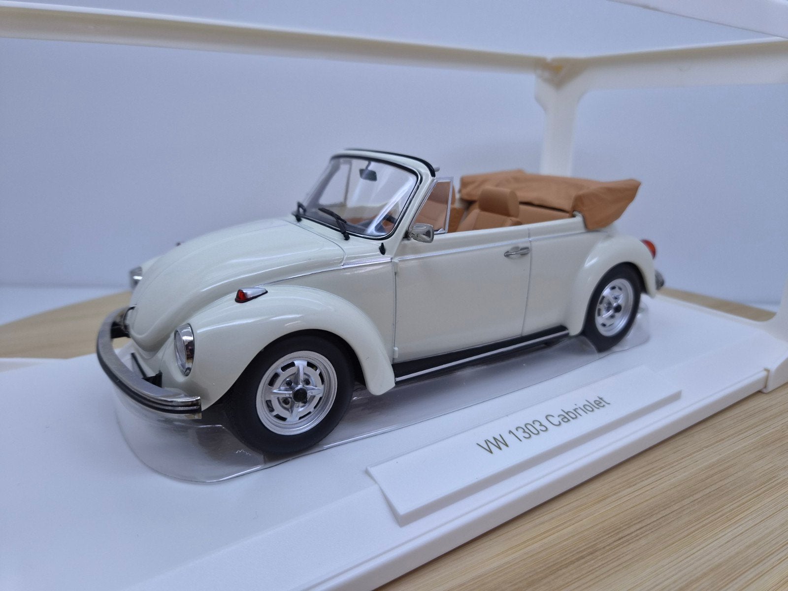 Norev Volkswagen 1303 Cabriolet 1:18 VW Kafer/Beetle, Auto, Nieuw, Norev, Ophalen of Verzenden