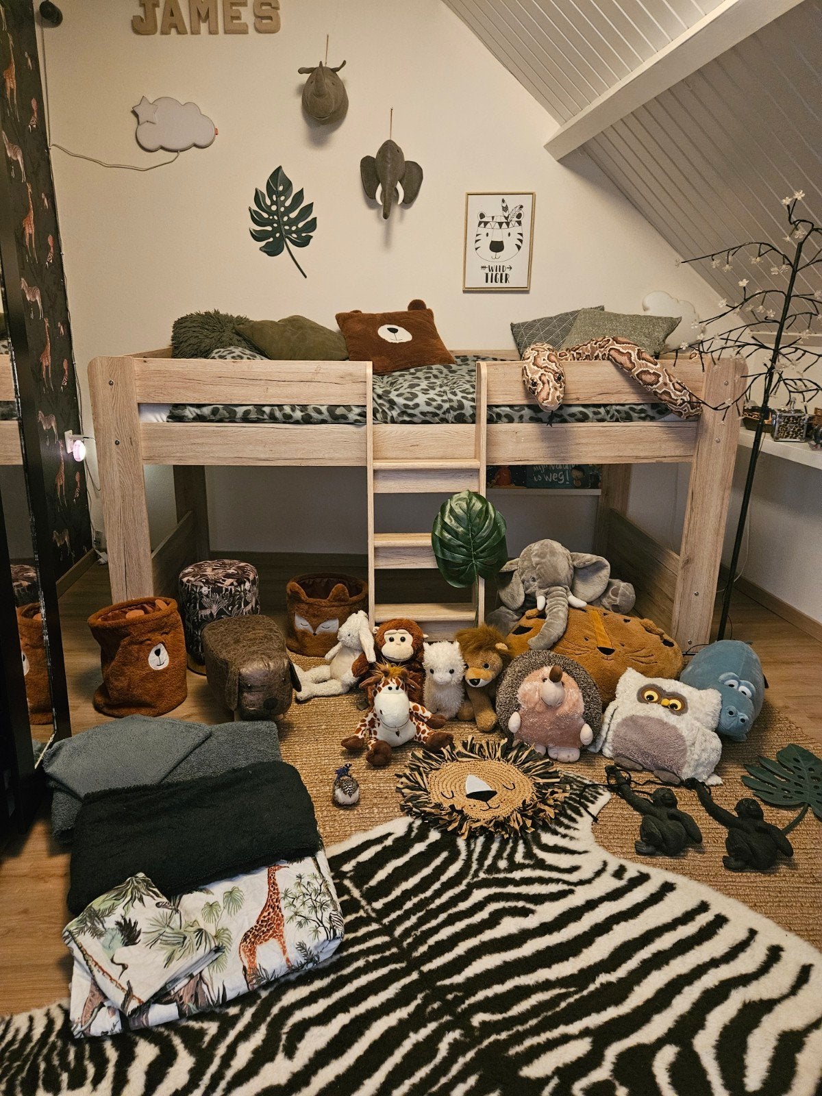 Complete Jungle Kamer - Hoogslaper, accessoires, beddengoed, Ophalen, 85 tot 100 cm, Zo goed als nieuw, Hoogslaper of Stapelbed