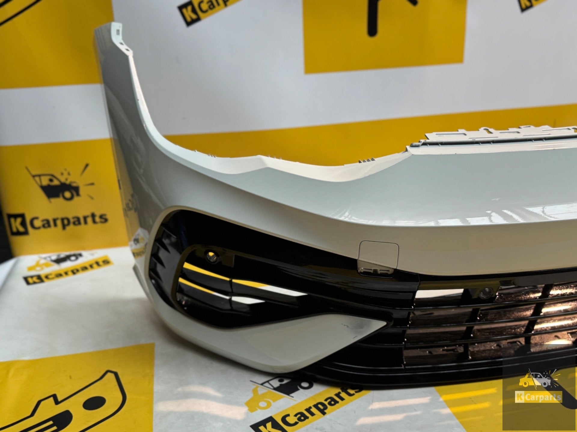 VOLKSWAGEN GOLF 8 R R20 VOORBUMPER 6xPDC 5H0807221E LC9A, Auto-onderdelen, Info@fabrikant.eu, Ophalen of Verzenden, Bumper, Fabrikant BV