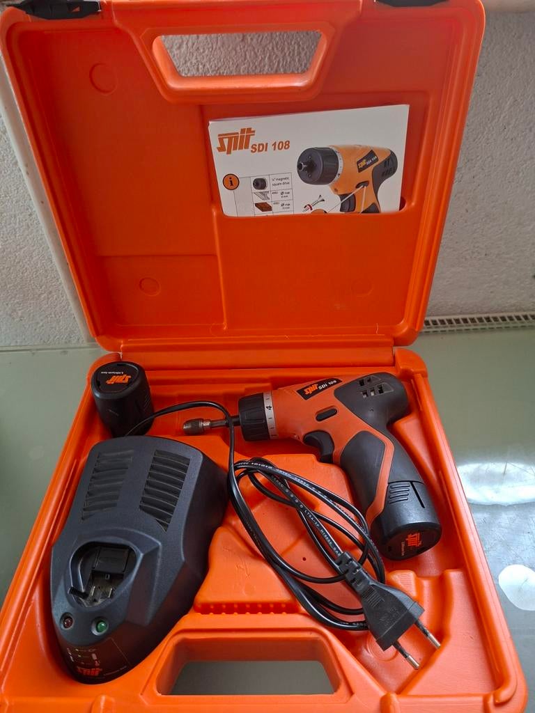 Spit SDI 108 Accuboormachine met oplader en 2 accu en koffer, Doe-het-zelf en Verbouw, Gereedschap | Boormachines, Ophalen, Gebruikt
