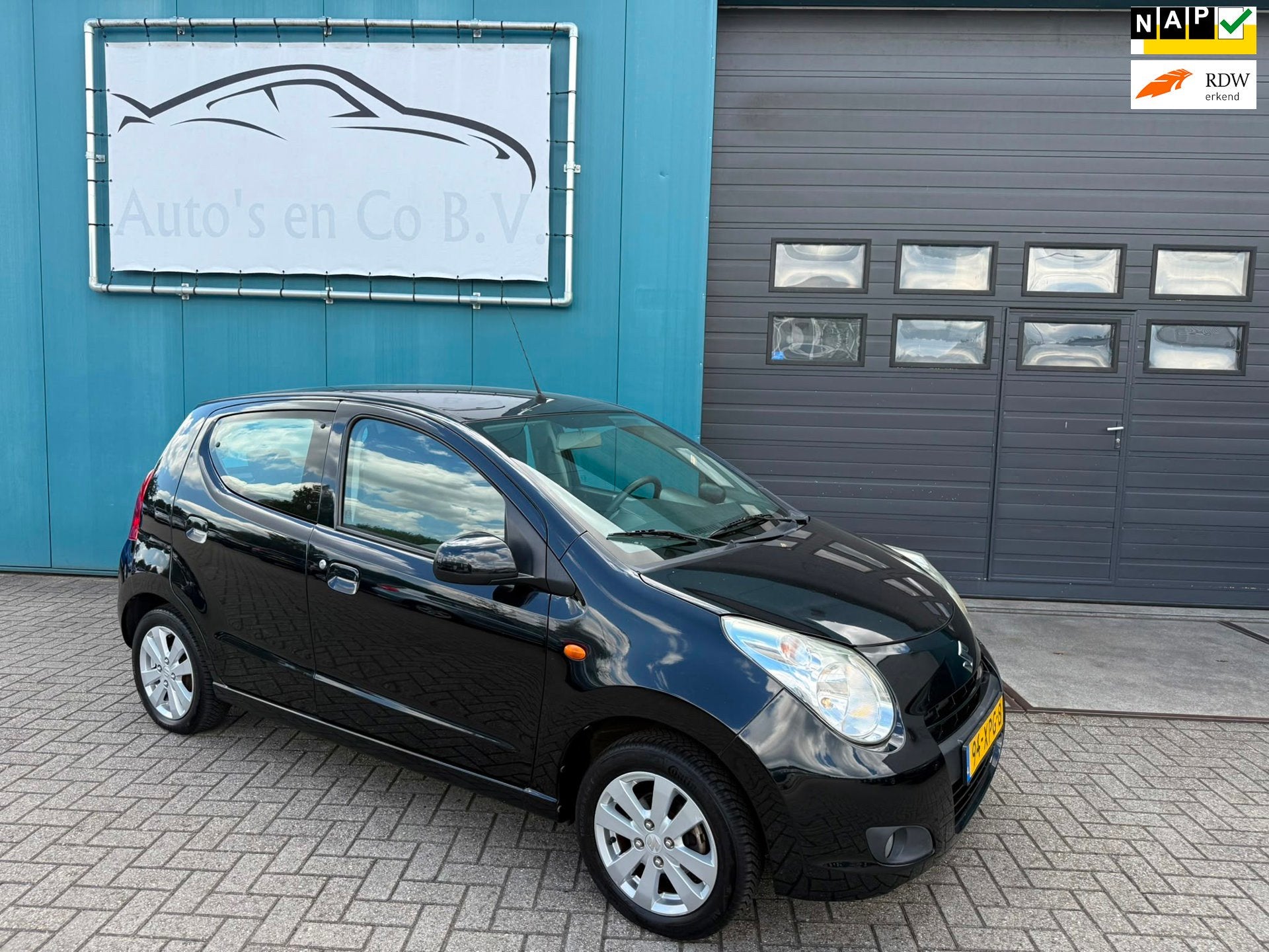 Suzuki Alto 1.0 Exclusive 5-deurs Airco Lm velgen Trekhaak N, Auto's, Voorwielaandrijving, Euro 5, Gebruikt, 200 kg