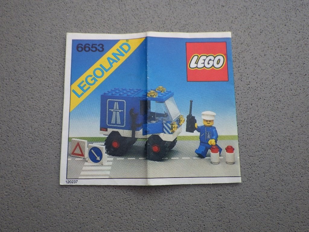 Lego Legoland 6653 boekje, Kinderen en Baby's, Speelgoed | Duplo en Lego, Ophalen, Gebruikt