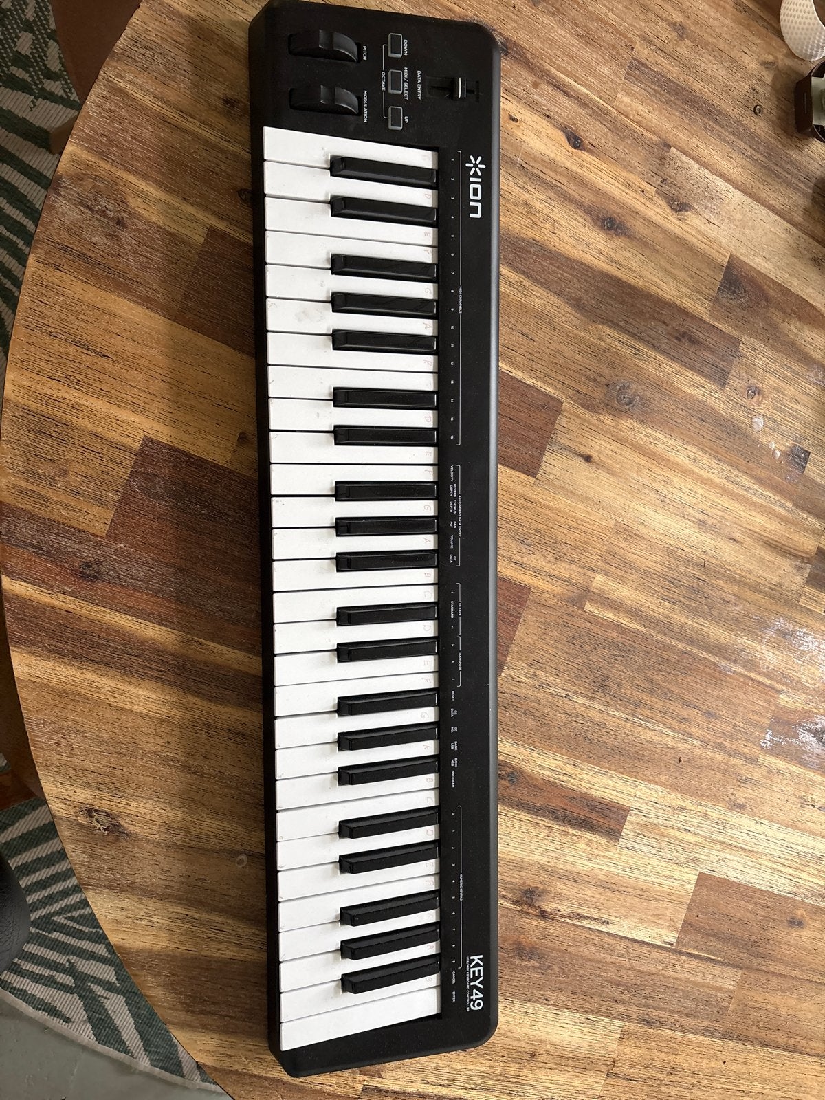 ION Key49 MIDI-keyboard - 49 toetsen, MIDI Out, USB, Muziek en Instrumenten, Keyboards, Midi-aansluiting, Zo goed als nieuw, Ophalen