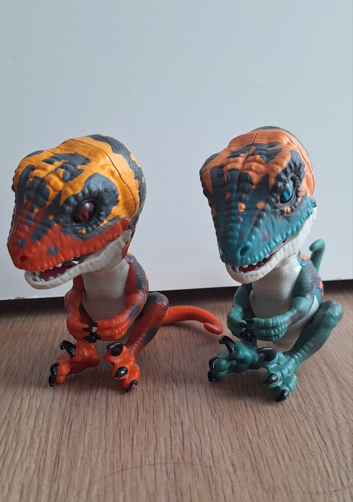 Untamed Fingerlings Raptors - Set van 2, Ophalen of Verzenden, Gebruikt