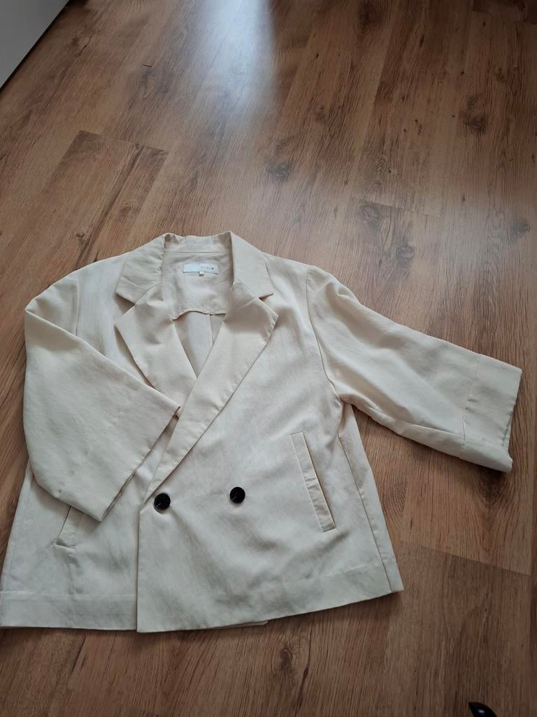 Zara oversized crèmekleurige blazer Maat M Nieuw, Maat 38/40 (M), Overige kleuren, Zara, Nieuw