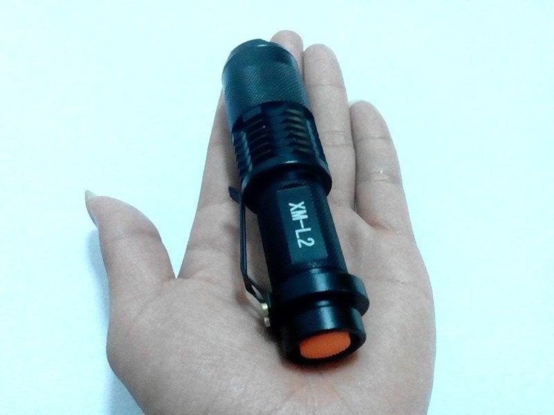Super zaklamp/zaklantaarn 3500 lumen nieuwe led xm-l2, Caravans en Kamperen, Ophalen of Verzenden, Nieuw, Batterij
