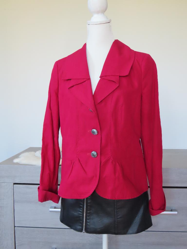 WITTEVEEN Fuchsia/Rode Blazer met grote knopen 40 M-L, Maat 38/40 (M), Ophalen of Verzenden, Zo goed als nieuw, Witteveen