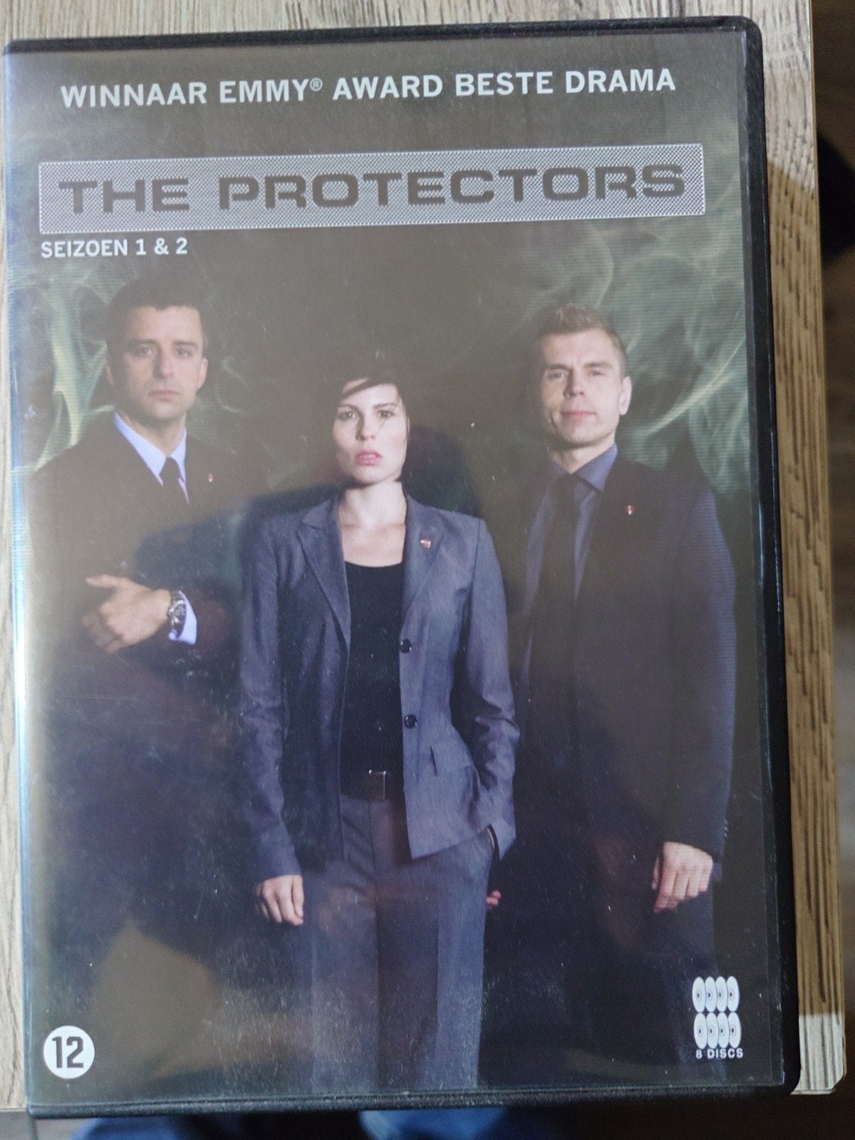 The Protectors S1,2 DvDs Met NLO, Vanaf 16 jaar, Ophalen of Verzenden, Zo goed als nieuw