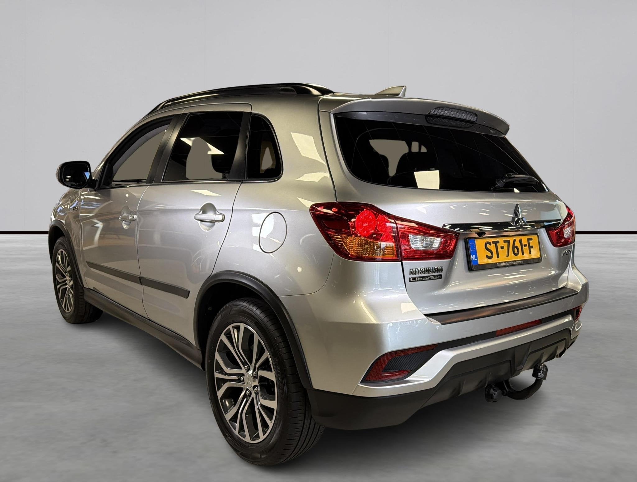 Mitsubishi ASX 1.6 Cleartec Connect Pro Trekhaak, Auto's, Voorwielaandrijving, Stof, Gebruikt, Euro 6