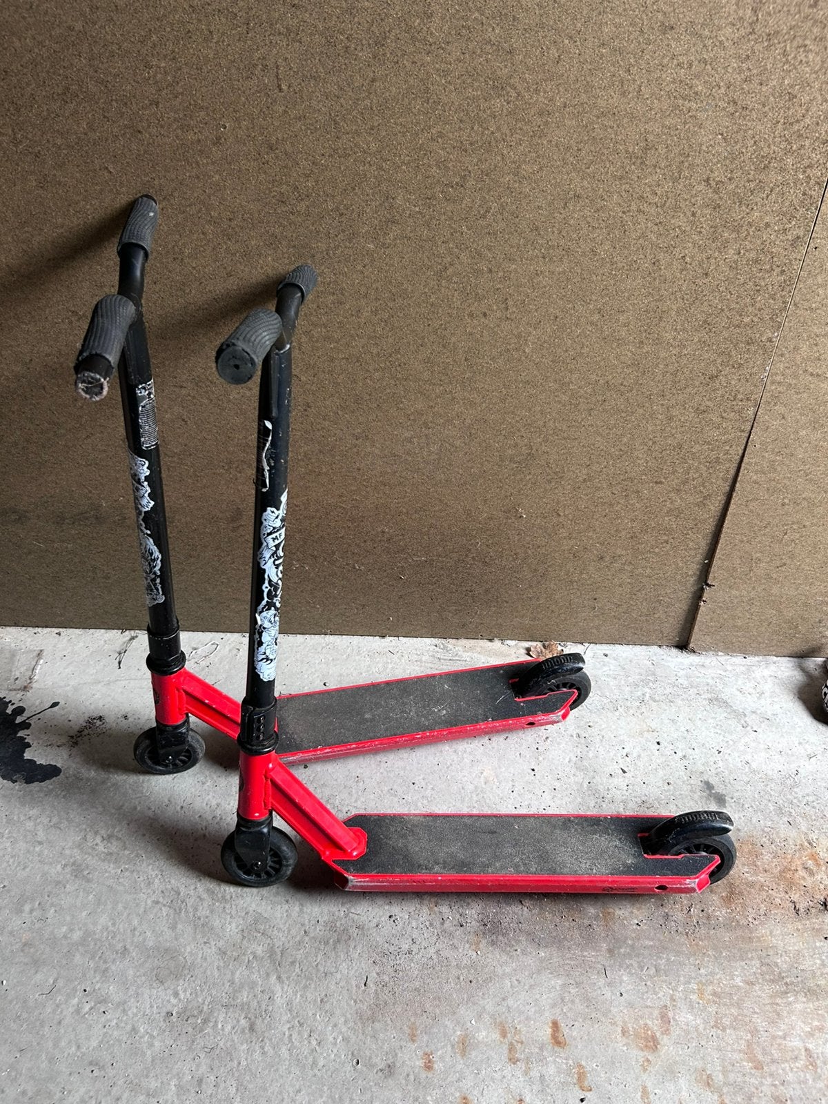 Twee stepjes te koop zie foto’s 10 euro, Fietsen en Brommers, Ophalen, Zo goed als nieuw, Gewone step