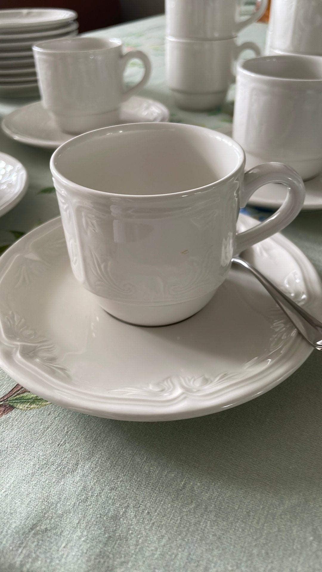 Per stuk te koop 21 Villeroy en Boch Cortina kop en schotel, Ophalen, Porselein, Effen, Kop(pen) en/of Schotel(s)