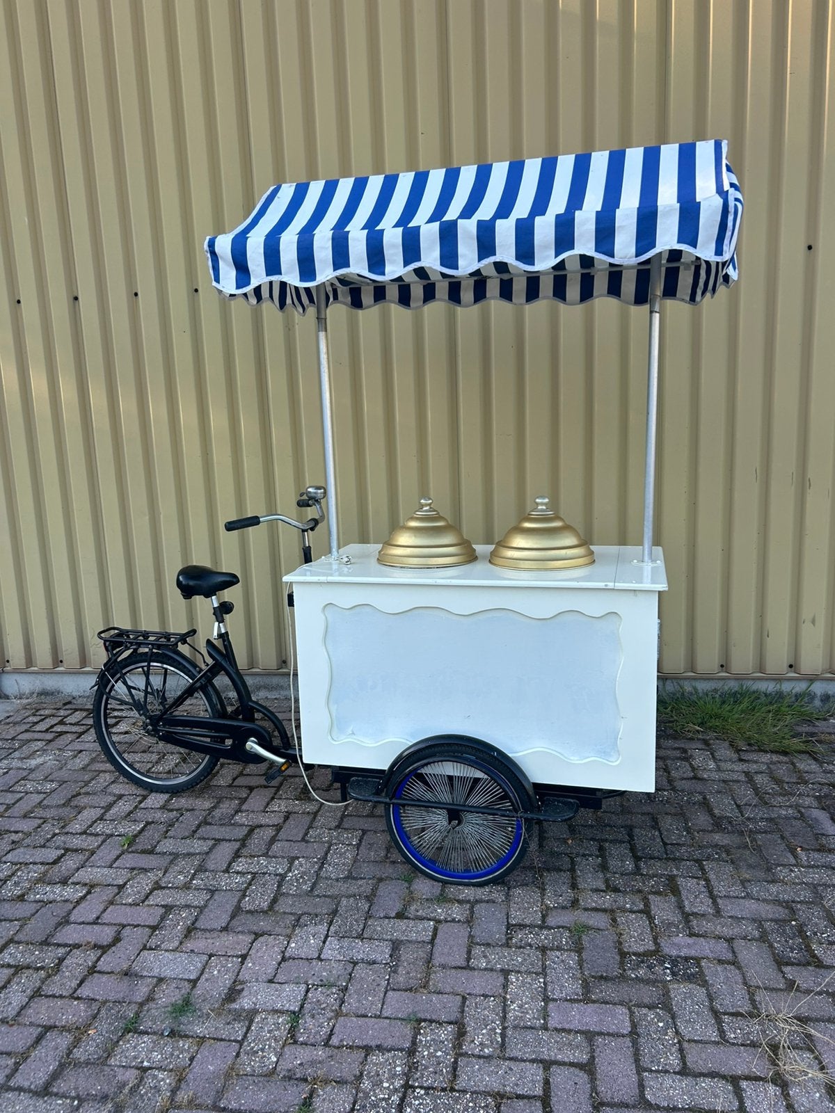 Nette  leuke ijsfiets, Ophalen, Diepvries