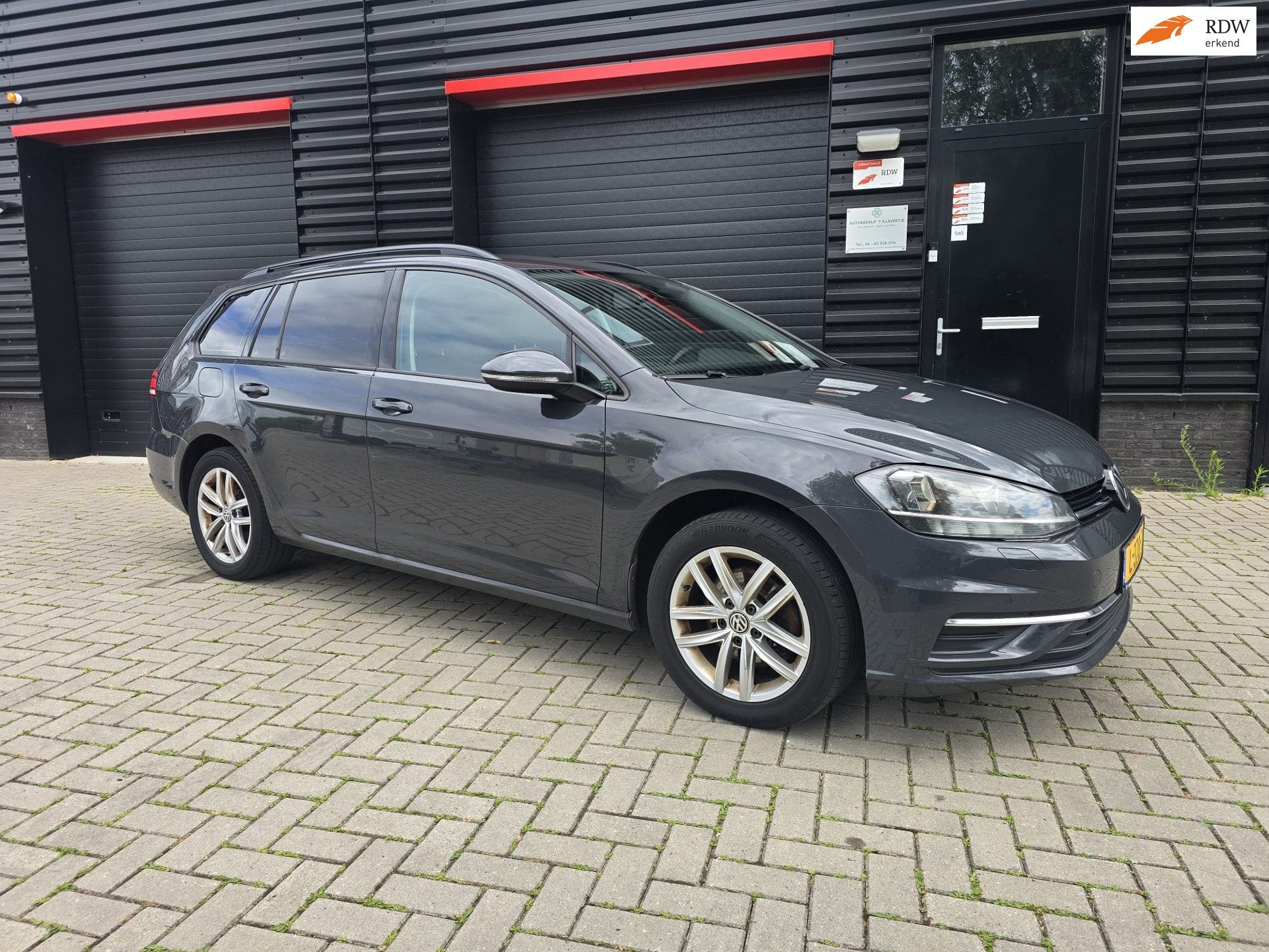 Volkswagen Golf Variant 1.6 TDI AUTOMAAT| NAVI | PDC | FRONT, Gebruikt, 4 cilinders, 116 pk, 140 €/maand