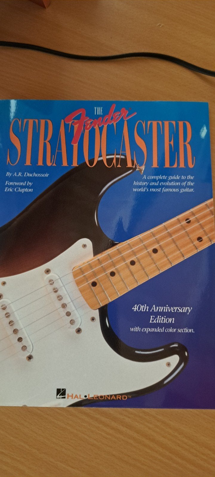 The Fender Stratocaster - 40th Anniversary Edition, Ophalen of Verzenden