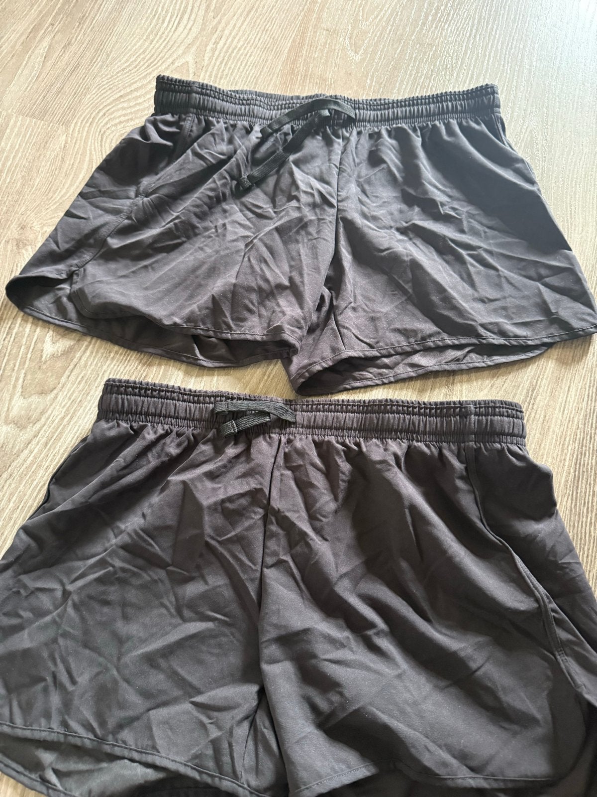 Decathlon sportbroekjes - 2 stuks - Maat 160-166 cm, Zwart, Ophalen of Verzenden, Maat 36 (S), Fitness of Aerobics