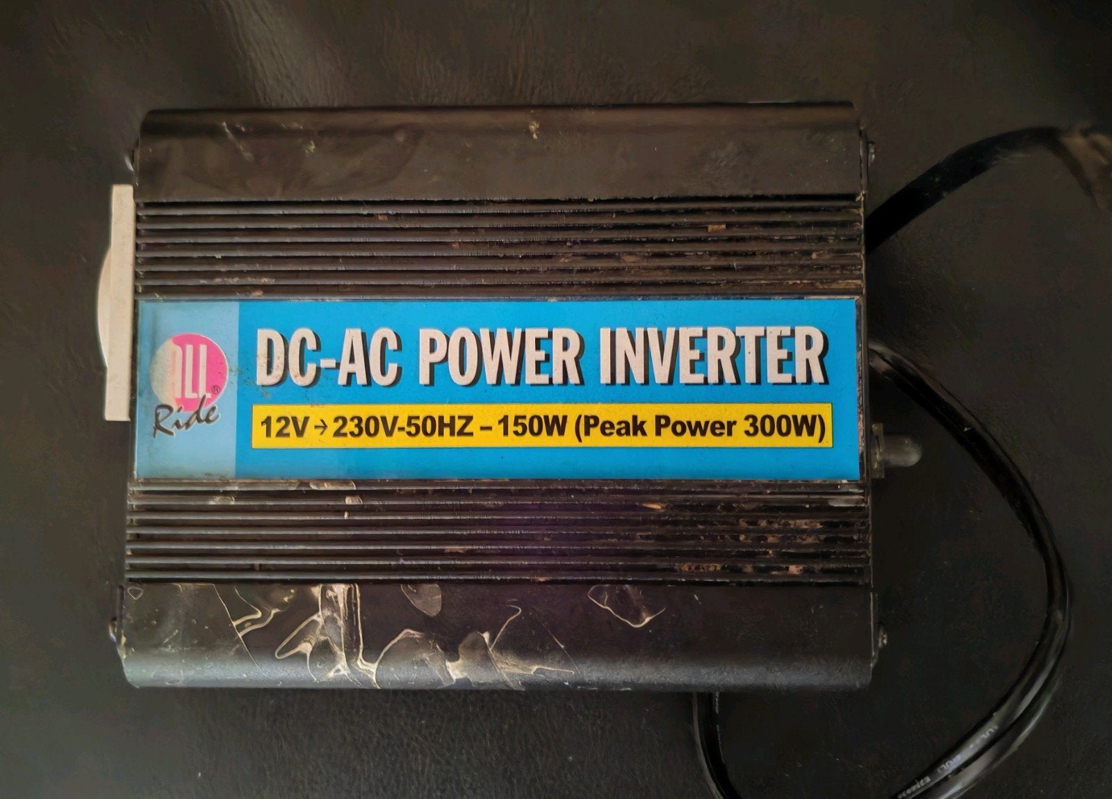 12V ️➡️230V Omvormer inverter 150W / 300W Peak Auto Camping, Auto diversen, Auto-accessoires, Ophalen of Verzenden, Gebruikt