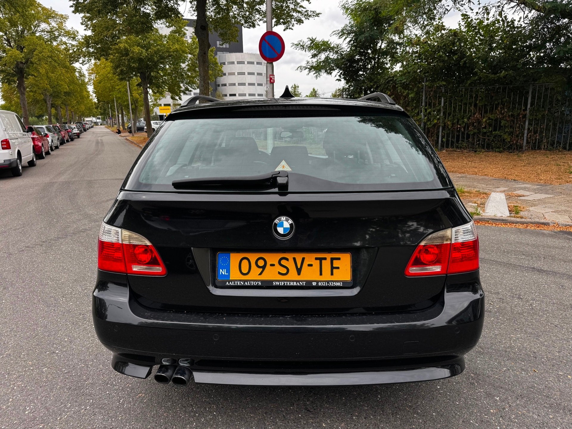 BMW 5-serie Touring 523i Executive|INRUILKOOPJE, Auto's, Automaat, Achterwielaandrijving, 2497 cc, Zwart