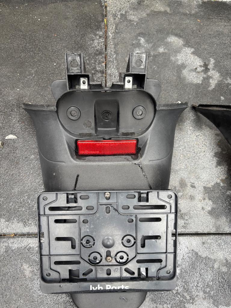 Piaggio skipper kenteken spatbord, Ophalen of Verzenden