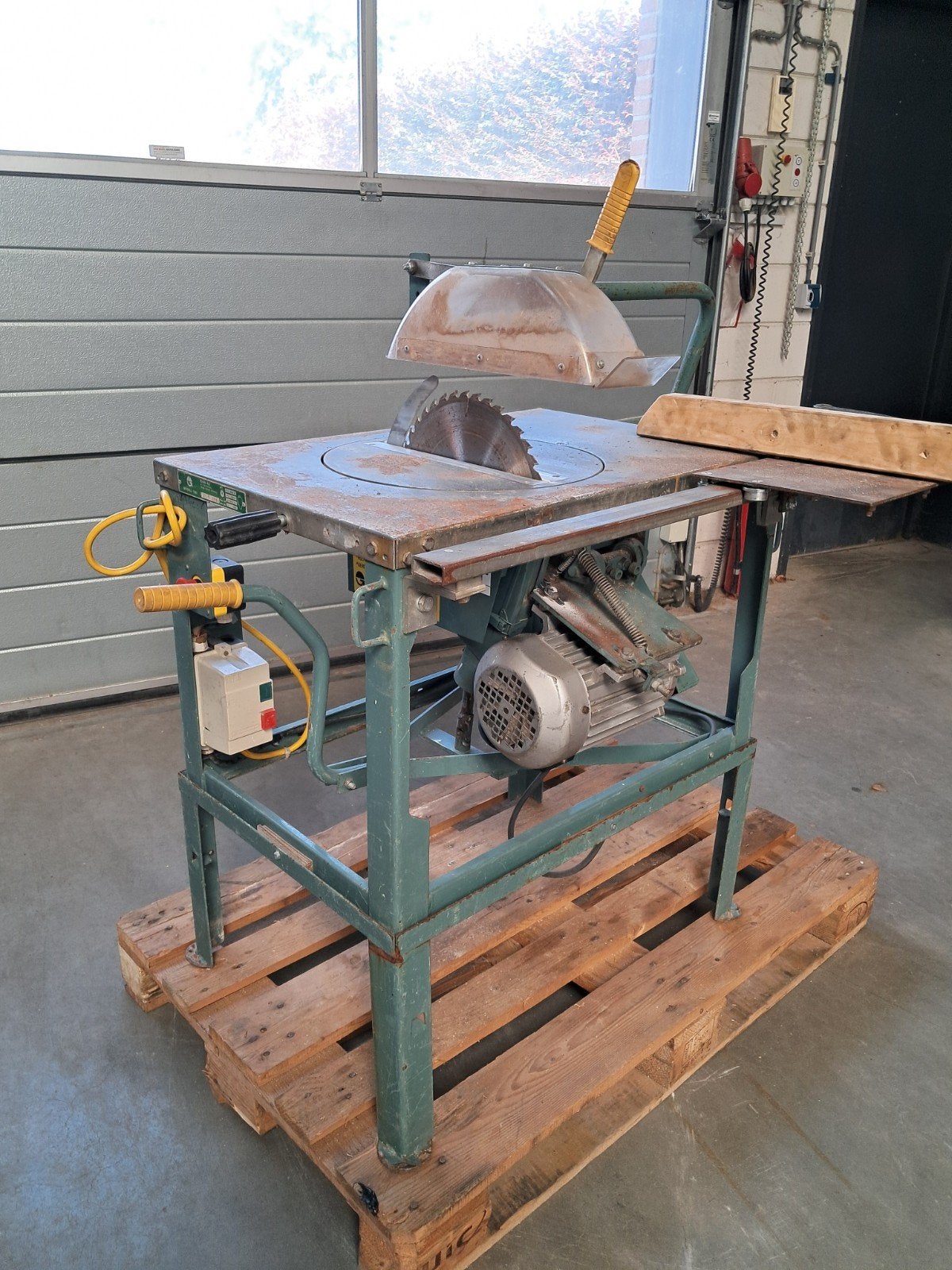 Gjerde 1203 zaagmachine bouwzaag 230v, Ophalen
