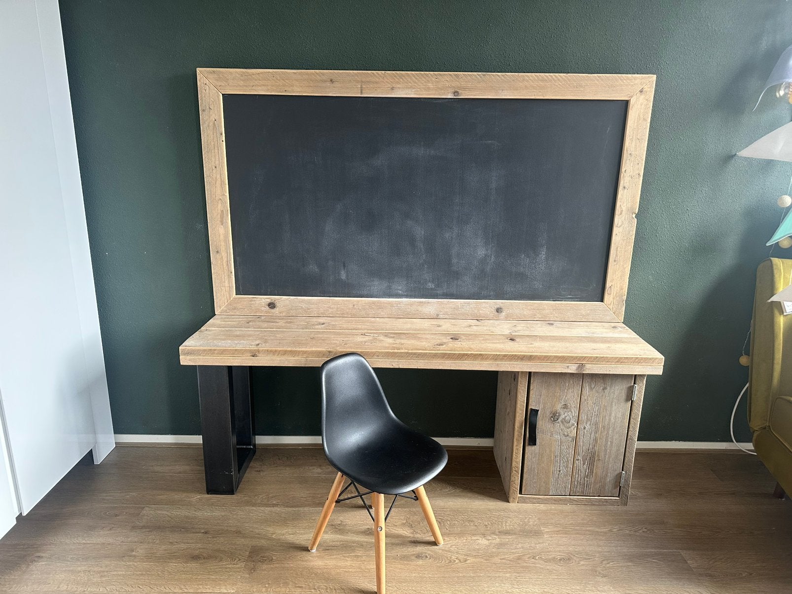 Steigerhout werktafel bureau kind, Kinderen en Baby's, Speelgoed | Speeltafels, Ophalen, Zo goed als nieuw