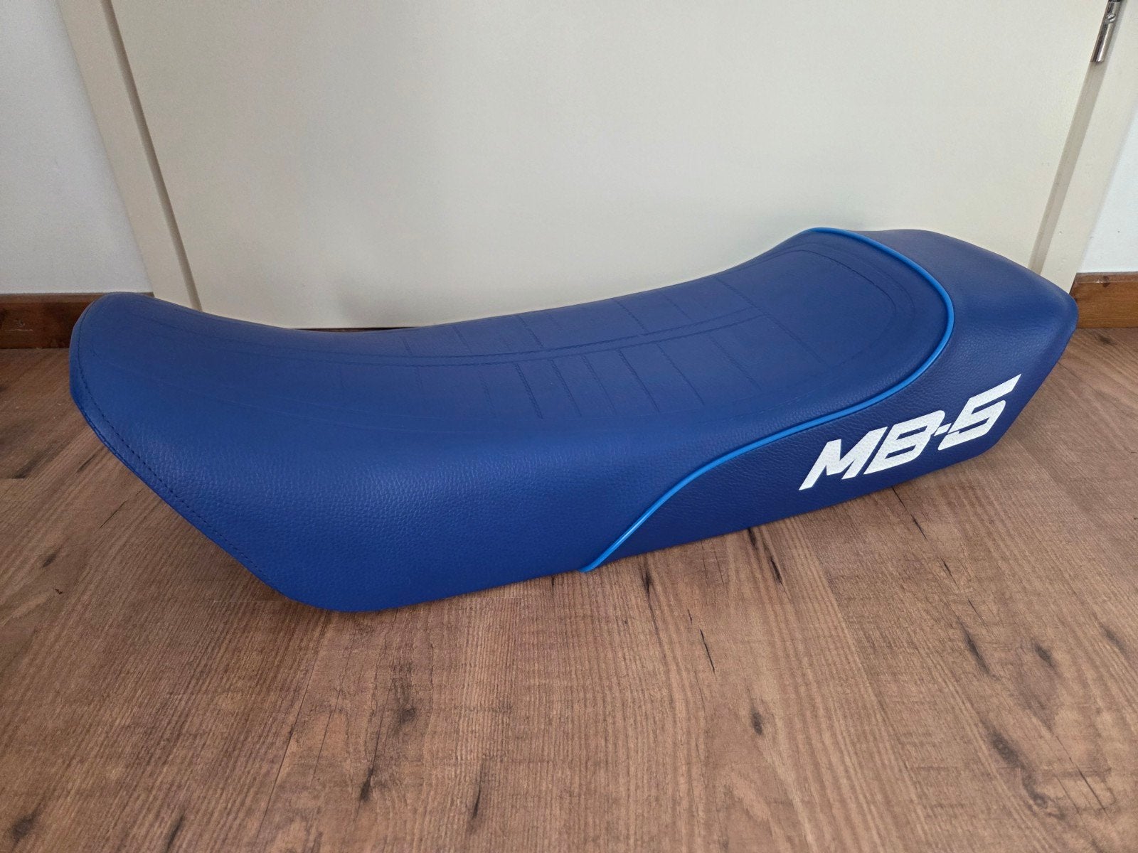 Honda mb zadel buddyseat opnieuw bekleed, Ophalen of Verzenden, Zo goed als nieuw, Zadel, Honda