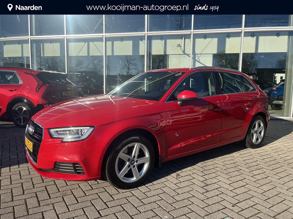 Audi A3 Sportback 1.0 TFSI Design Pro Line cruisecontrol|par, Auto's, Audi, Stof, Gebruikt, Euro 6, Bedrijf